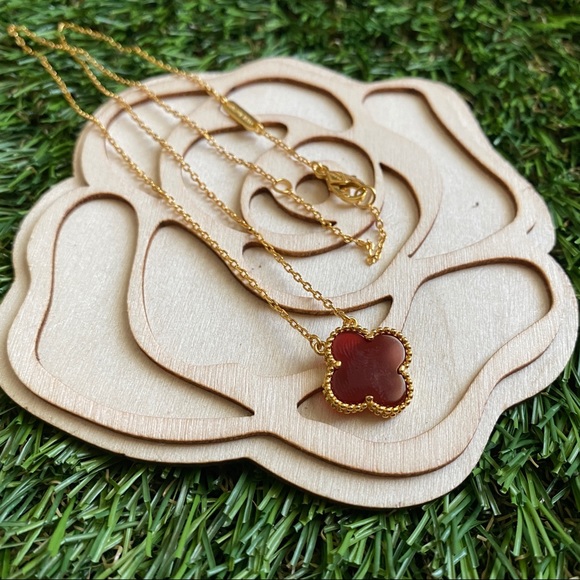 Four leaf Clover Necklace in Gold Finish 100% Sterling Silver - Picture 3 of 12